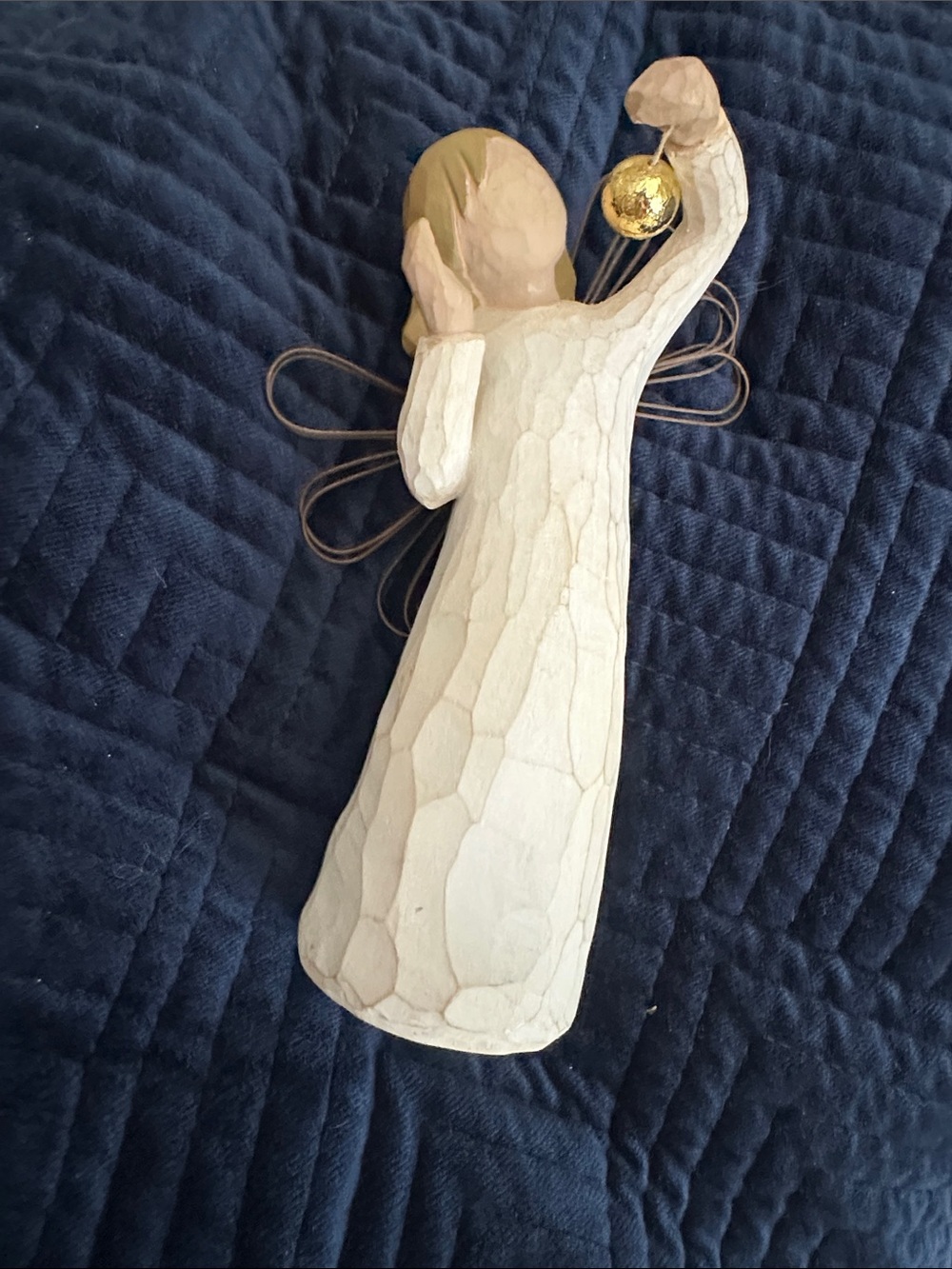 Willow Tree Cream Angel with Gold Ornament